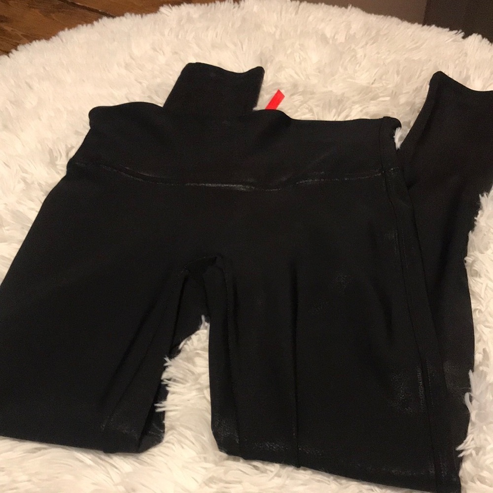 SPANX Faix Leather Legging